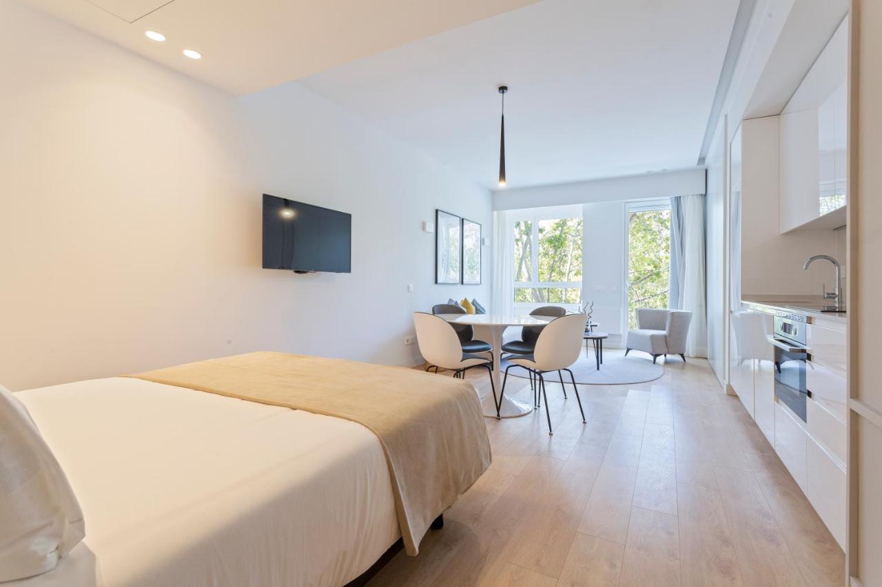 Uma Suites O'Donnell Мадрид Экстерьер фото