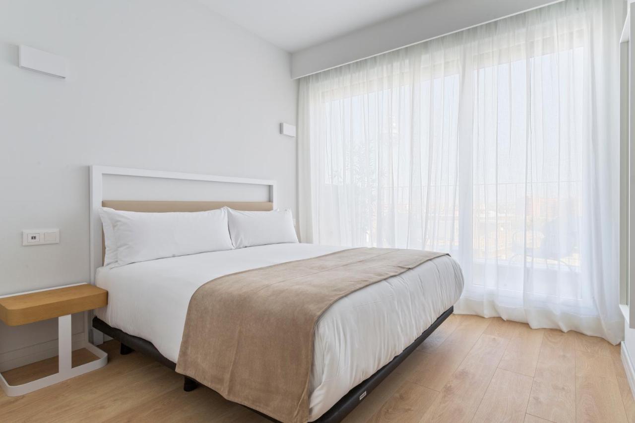 Uma Suites O'Donnell Мадрид Экстерьер фото