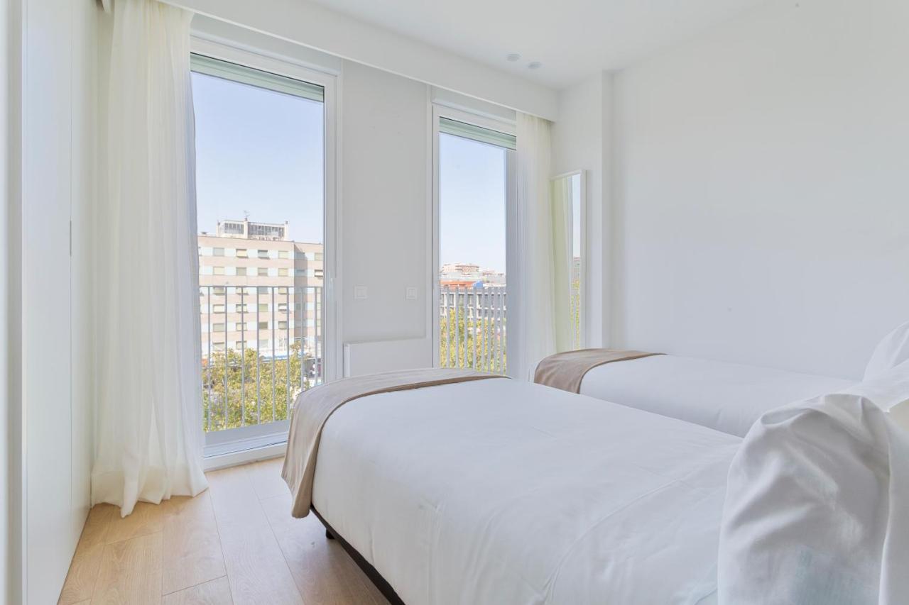 Uma Suites O'Donnell Мадрид Экстерьер фото